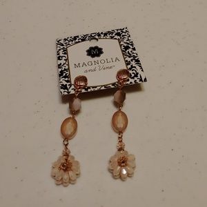 Magnolia & Vine earrings